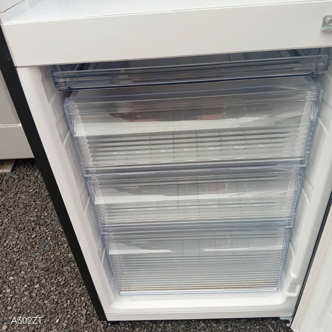 T093★2020年製★シャープ　冷蔵庫　大型 2ドア　ブラウン 大容量280L