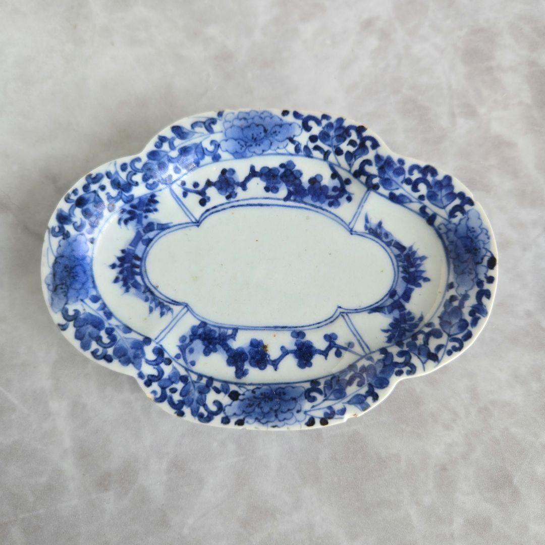 古伊万里　染付　花唐草　変形　小皿　江戸時代　金直し　金継ぎ　骨董　アンティーク