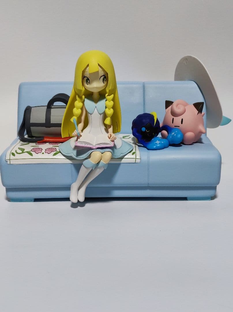 オルゴール リーリエ ＆ コスモッグ ピッピ人形