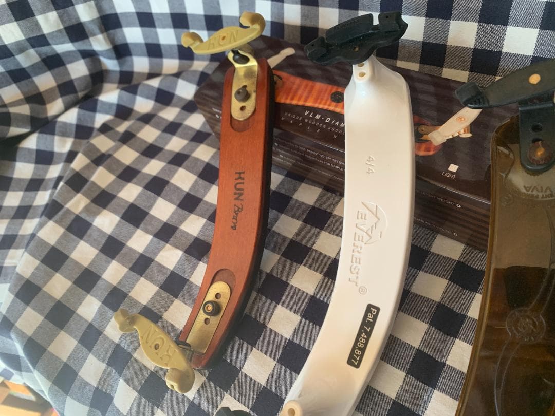 バイオリン肩当て ５点＋１の６つセット　４／４サイズ