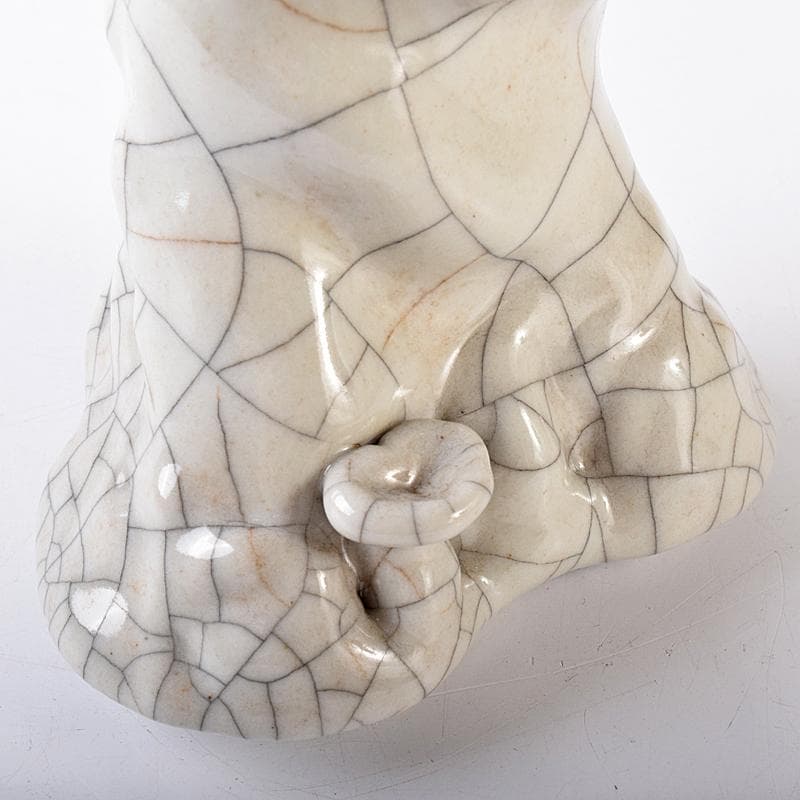 中国　大清乾隆年製款　哥窯　白磁　金糸鉄線　氷裂文　霊芝瓶　M　8061E