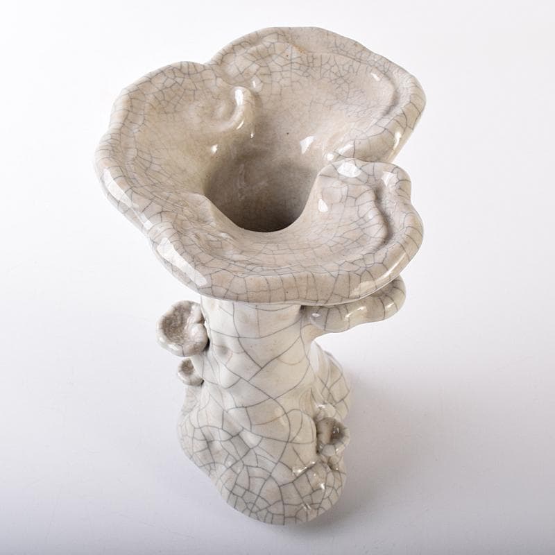 中国　大清乾隆年製款　哥窯　白磁　金糸鉄線　氷裂文　霊芝瓶　M　8061E