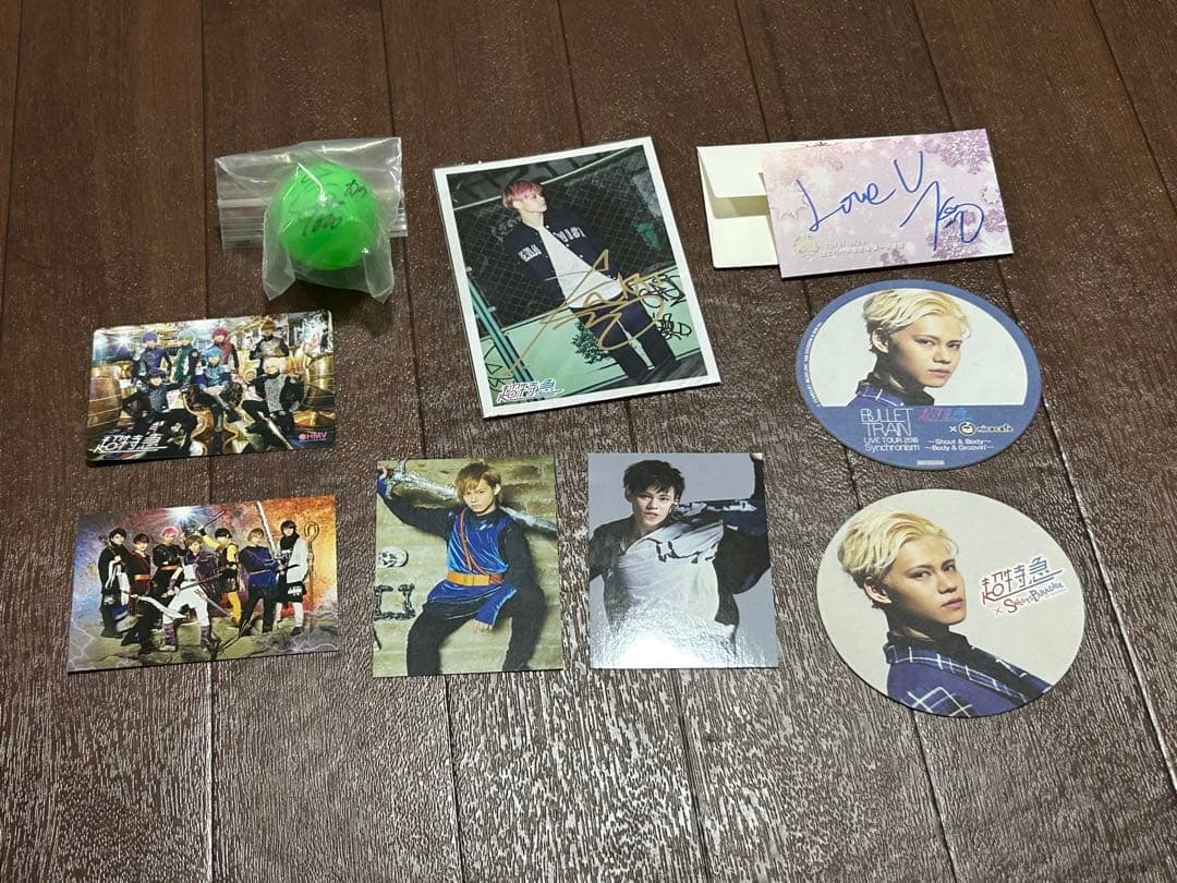 超特急カイ　まとめ売り　サイン入り生写真　フード付きマフラータオル　ブランケット