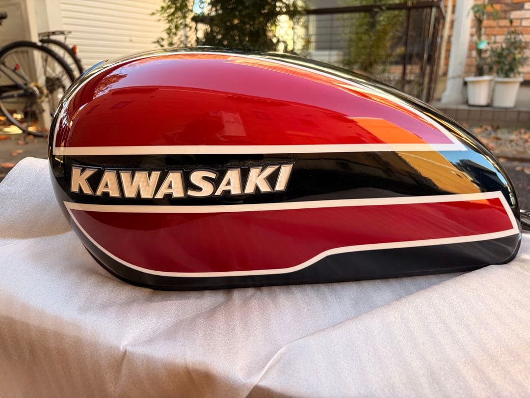 w400 W650 w800タンク　W3 ペイント　スムージング済