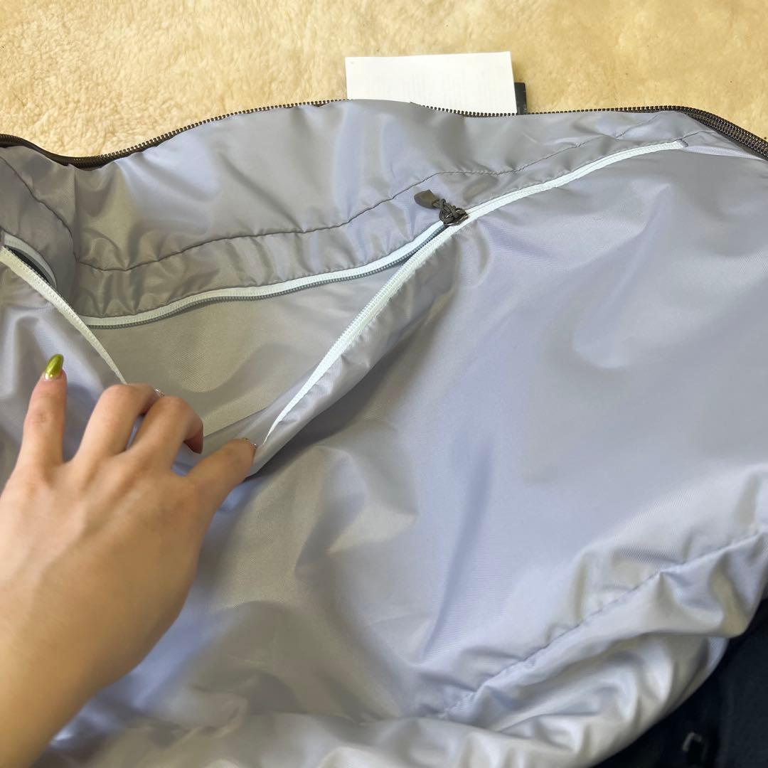 希少モデル新品タグ付き　ARC'TERYX バッグ カーキ　コンバートケース