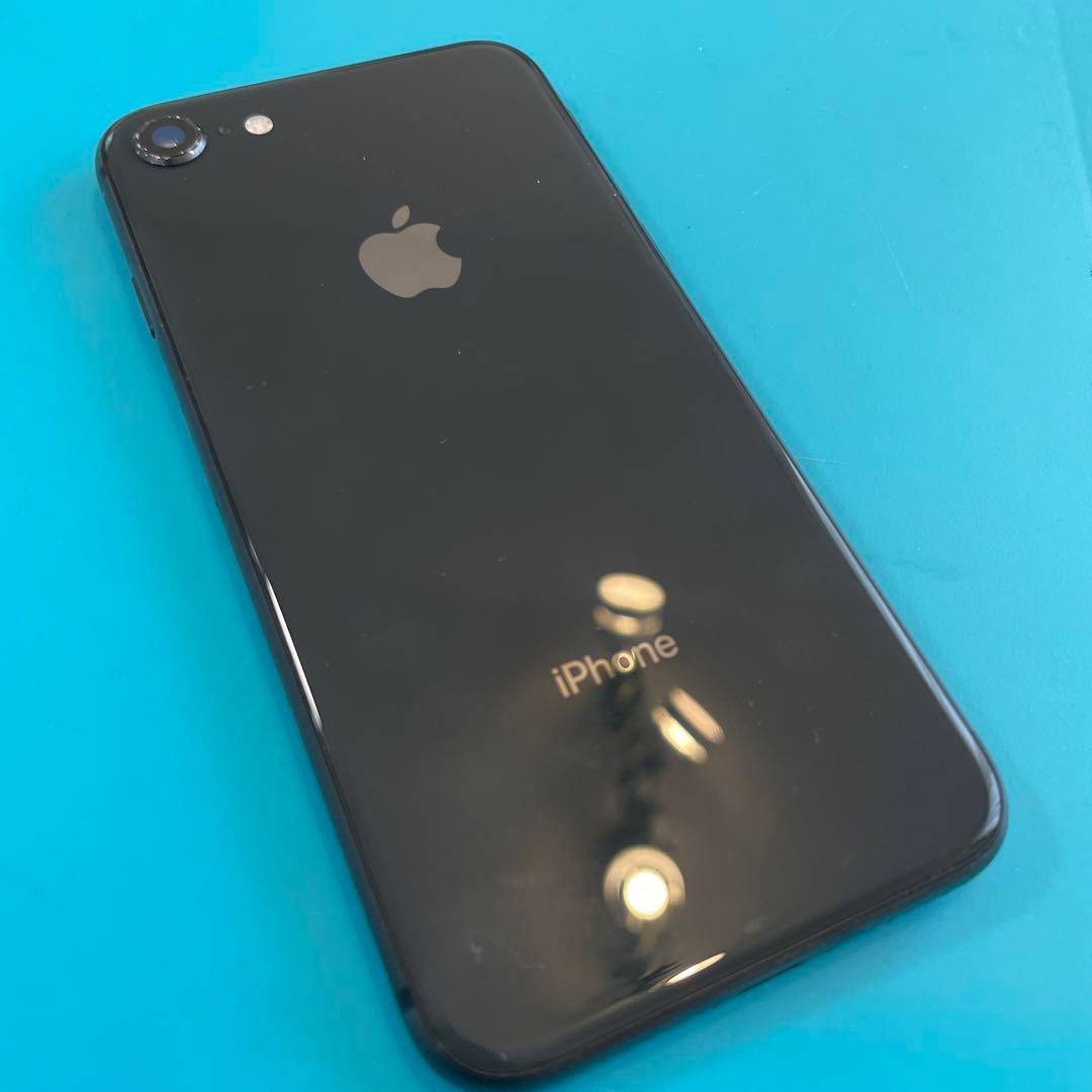 iPhone8 64GB スペースグレイ