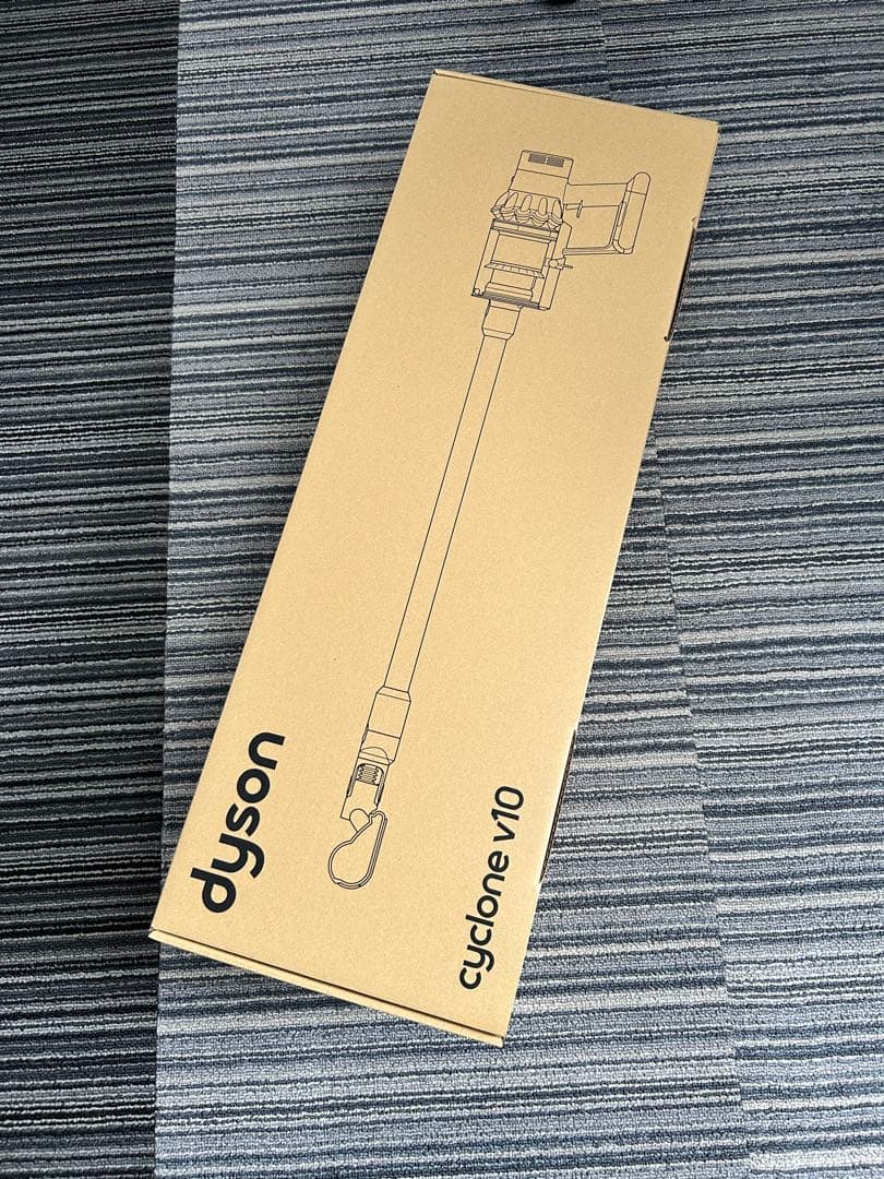 Dyson Cyclone V10 Fluffy 本体