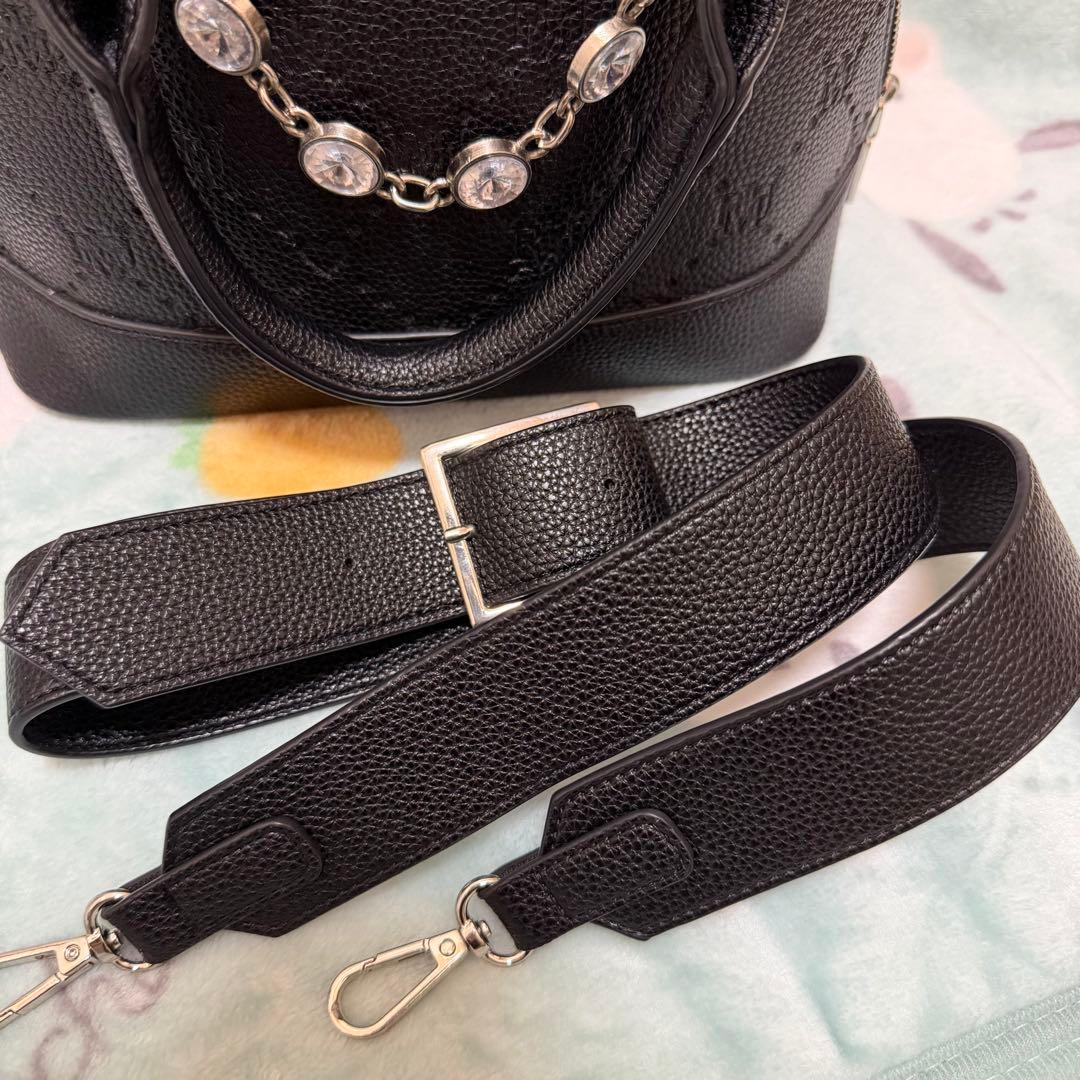 pium ピウム ビジュー付き モノグラムミニバッグ ブラック ベルト付き
