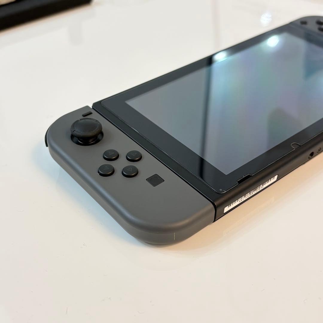 24年4月購入 Nintendo Switch 本体 グレー ジョイコン付き