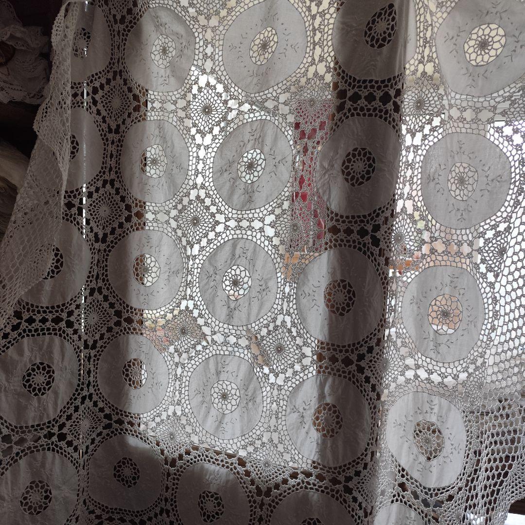 Vintageホワイト 手編みレース 35パーツ繋ぎ フリークロス