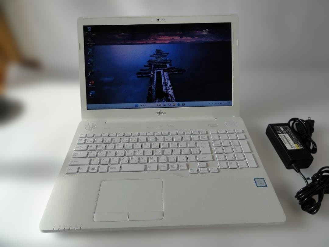 さ*催様 綺麗な 富士通Lifebook AH50/D2 Corei7- 770