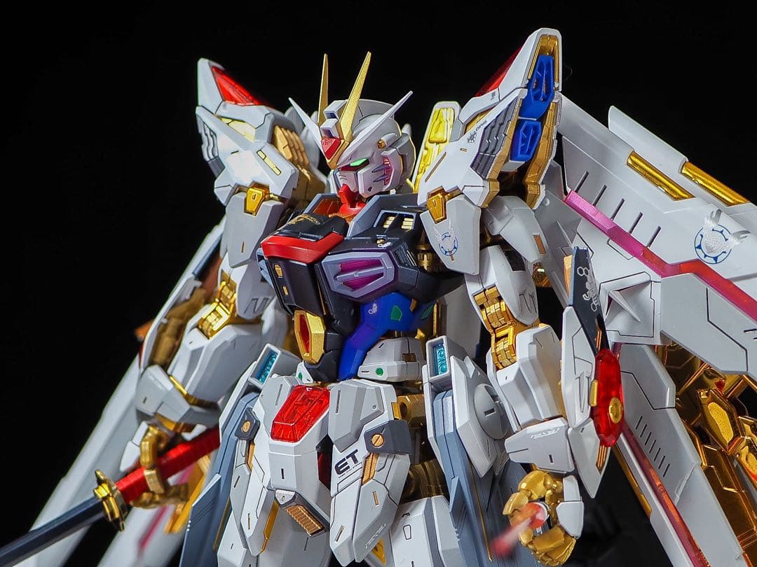 MGEX ストライクフリーダムガンダム　全塗装　完成品　筋彫り　塗り分け