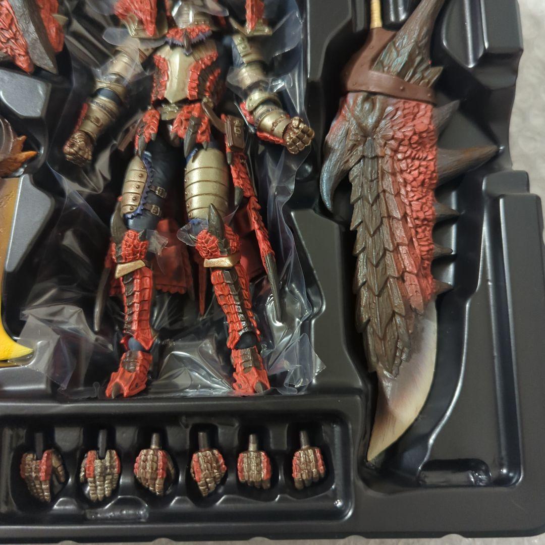 美品　リボルテックヤマグチ ハンター男剣士 レウスシリーズ アクションフィギュア