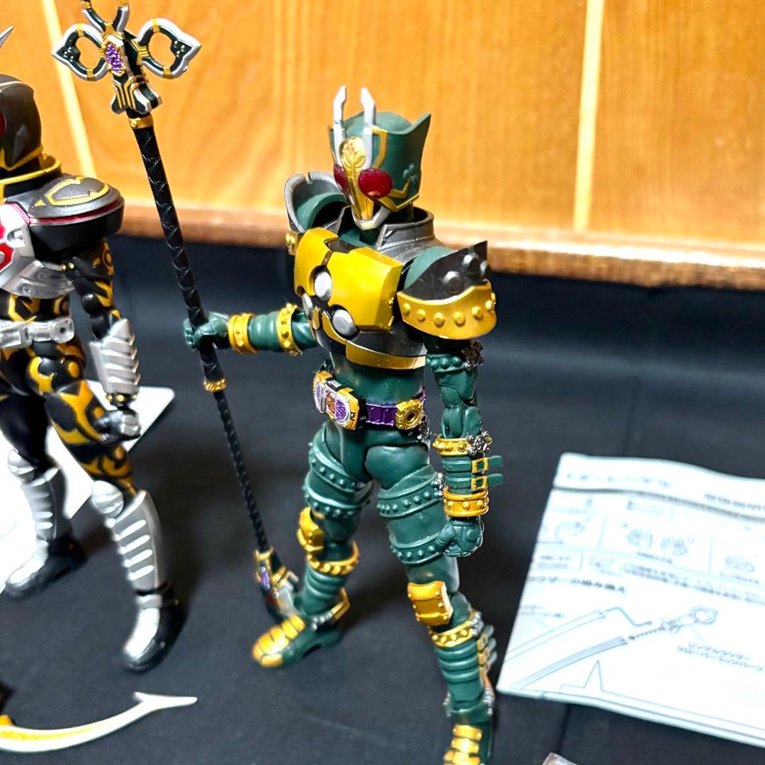 【説明必読】 S.H.Figuarts 仮面ライダーカリス 仮面ライダーレンゲル