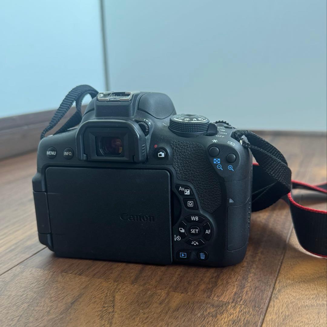 Canon Kiss8i TAMRONレンズ