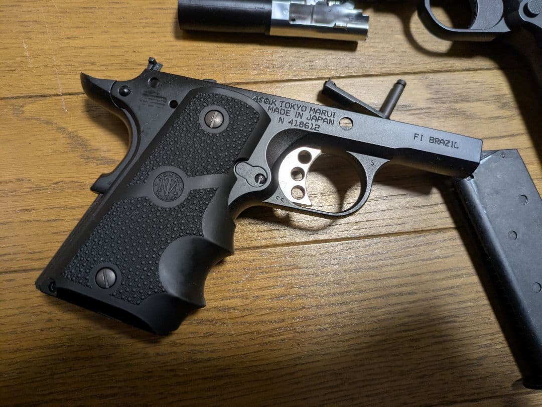 東京マルイ　V10ウルトラコンパクト　ブラック　カスタム