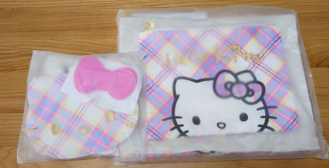ハローキティ　ドレスタータンチェックシリーズ　9点セット