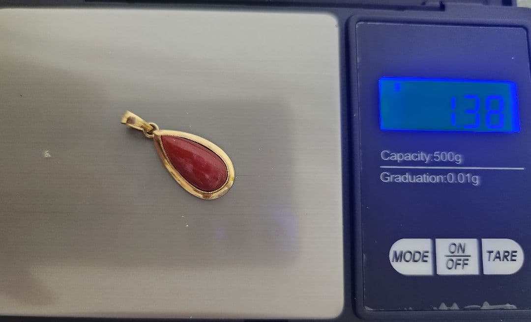 18k 18金 天然赤珊瑚4ct 涙滴型ペンダント