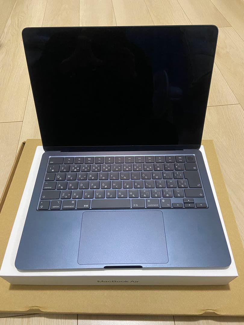 MacBook Air M2 ミッドナイト