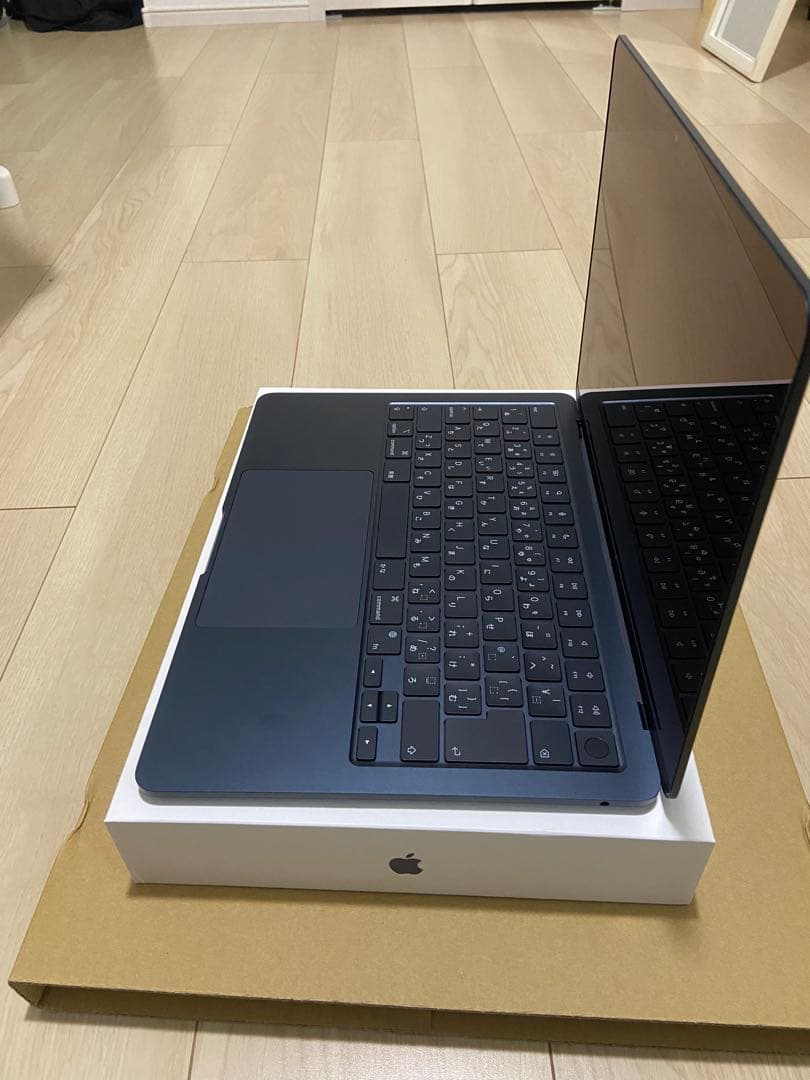 MacBook Air M2 ミッドナイト