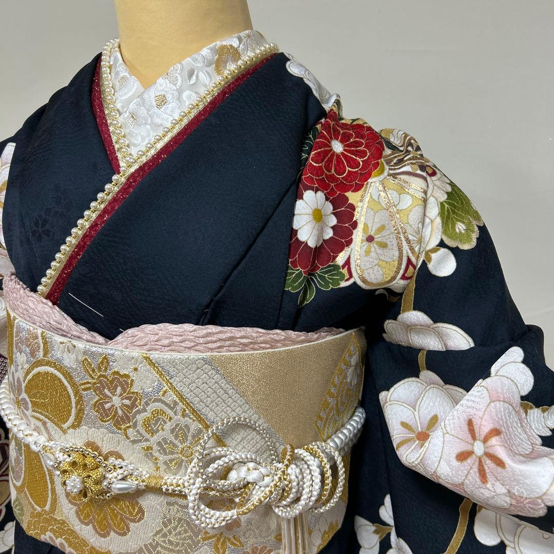 紺地の上品な松竹梅の古典振袖フルセット