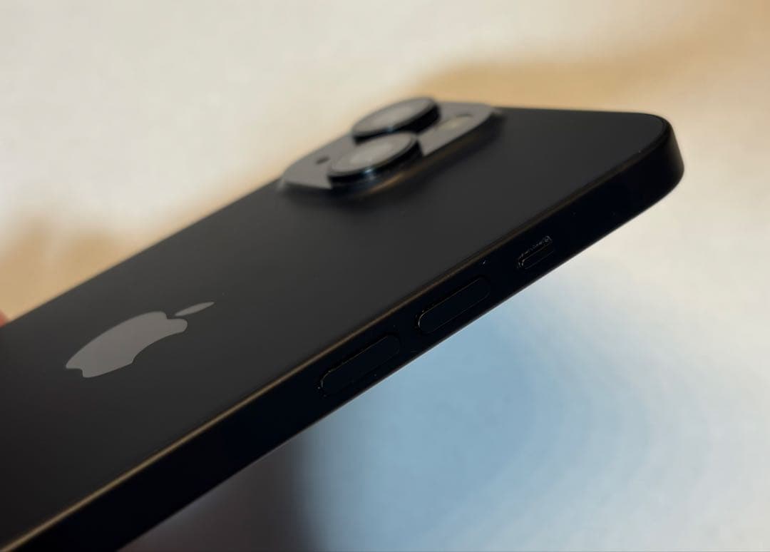 Apple iPhone 15 ブラック128GB