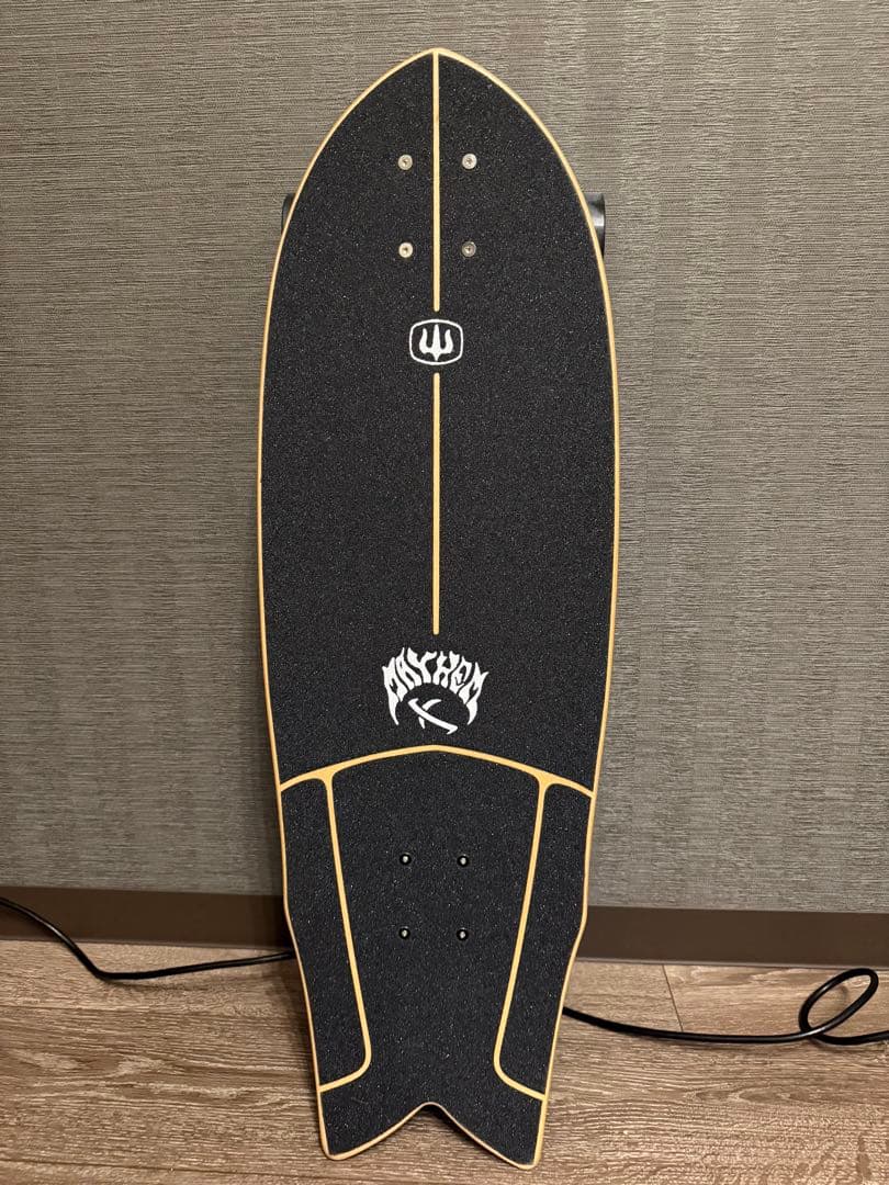 値引き　Lost x Carver 29.5\" スケートボード