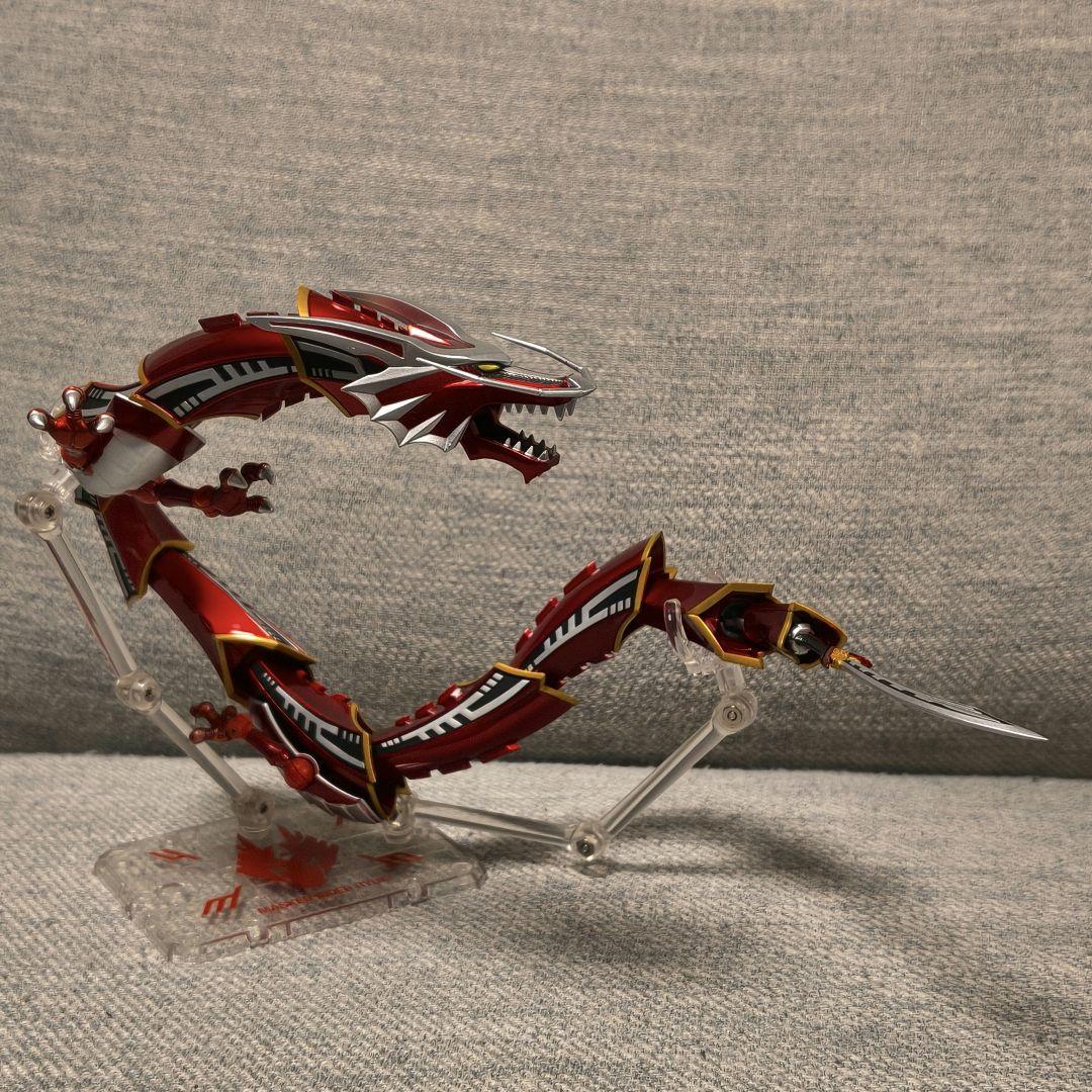 ★美品★S.H.Figuarts仮面ライダー龍騎＆ドラグレッダーセット