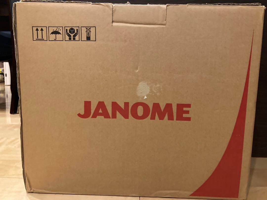 ジャノメ　JANOME PURVOA A8000型　コンピューターミシン