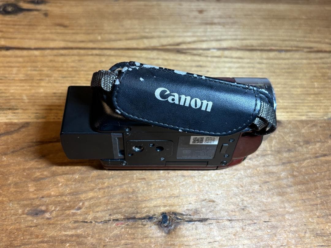 【ビデオカメラ】【値下げ】Canon iVIS HF M31【ソフトケース付】
