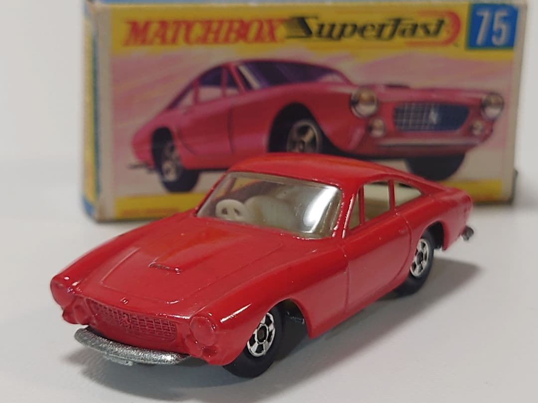 ミニカー MATCHBOX No.75 Ferrari Berlinetta