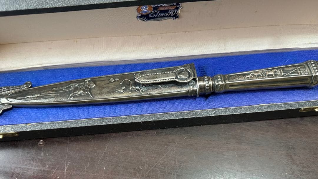 装飾的なステンレス製ペーパーナイフ