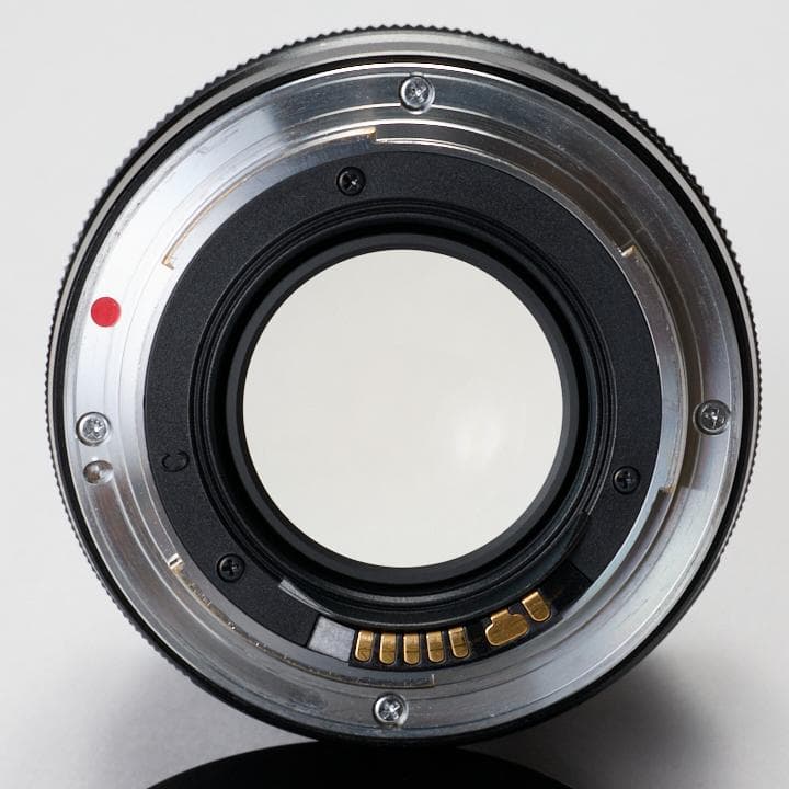 【即日発送】Planar T* 50mm F1.4 ZE（キヤノンEF用）