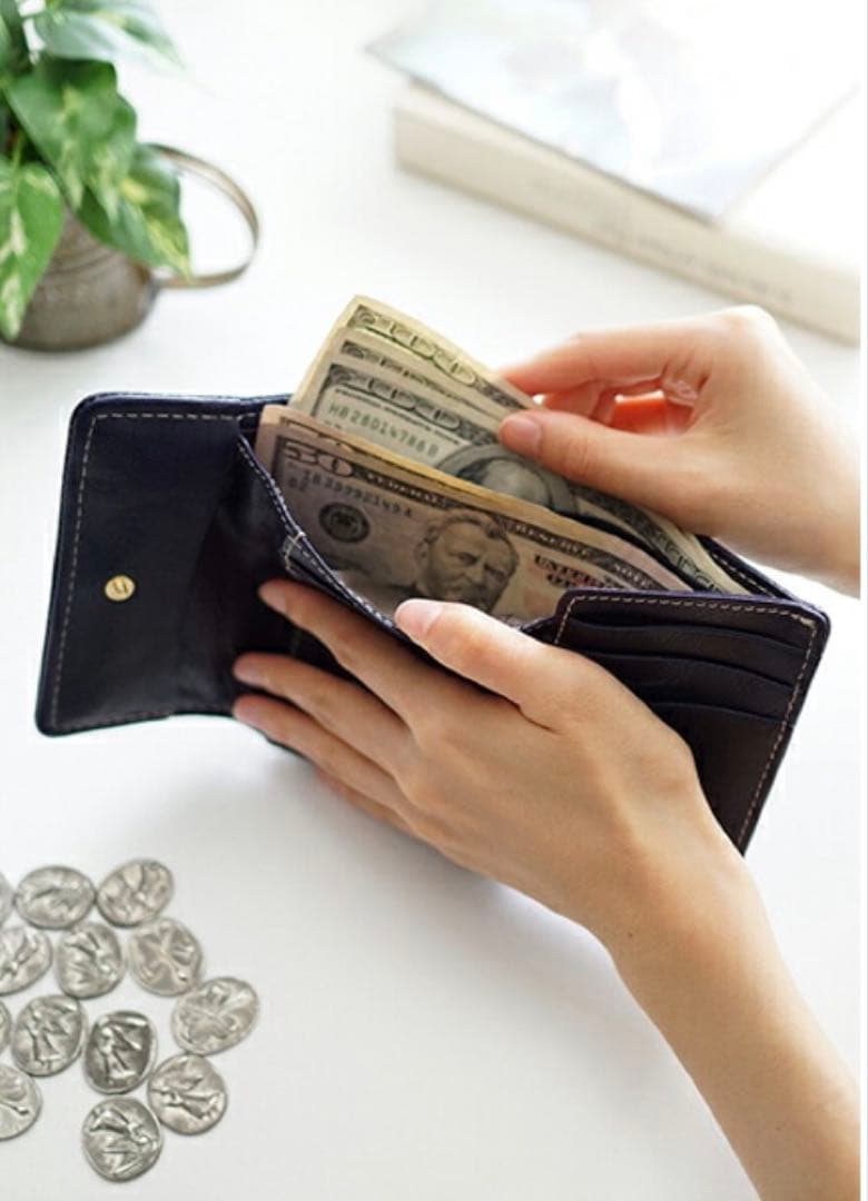 新春特価☆新品☆Dakota ダコタ　三つ折り財布　ネイビー　春財布