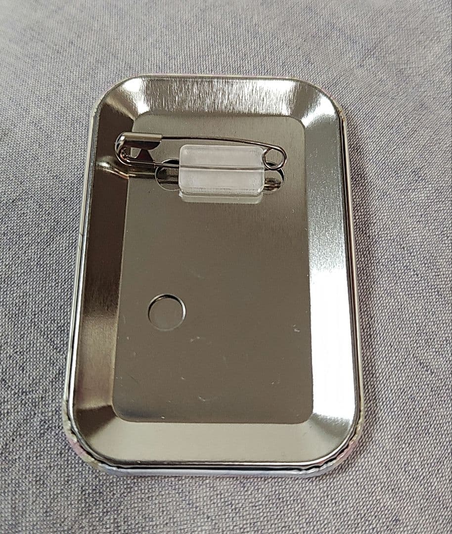 アイカツ　スクエア　缶バッジ　いちご　ルームウェア