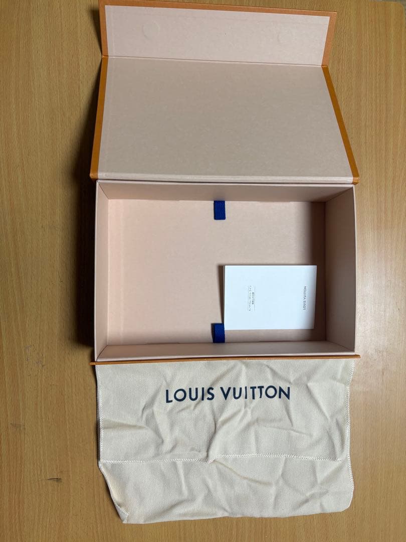 空箱 LOUIS VUITTON ヴィトン 空箱8個紙袋 早いもの勝ち