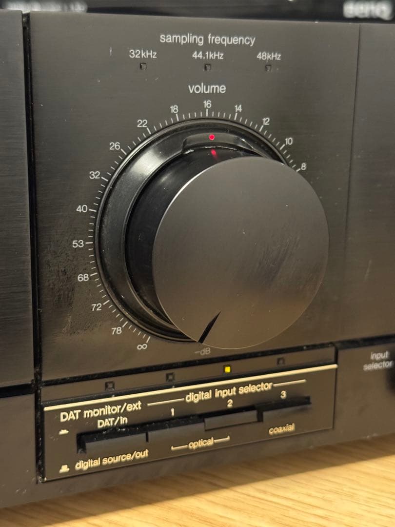 【名機】Technics デジタルストレートアンプ SE-M100