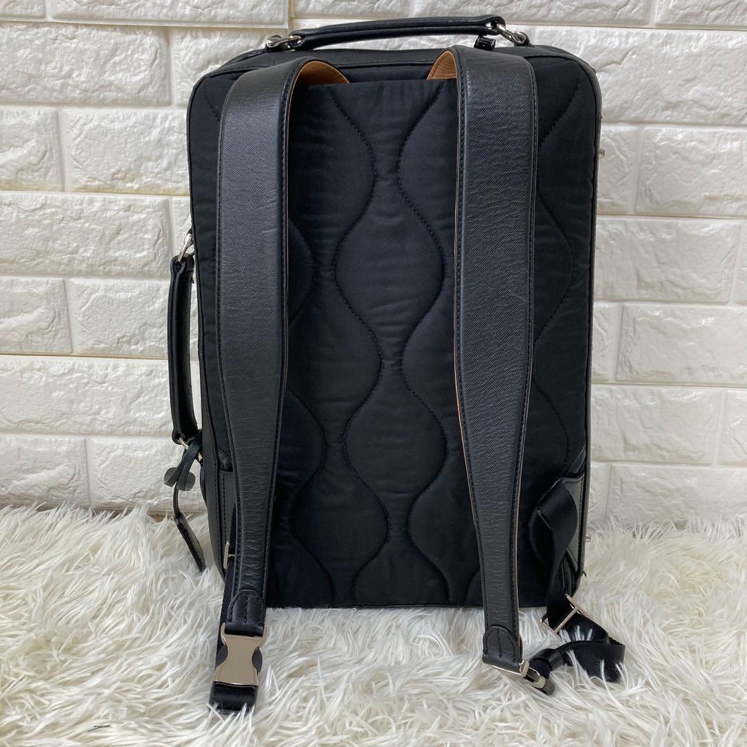 PID✨2way ブリーフケース　リュック　チャーム　ロゴプレート　A4 PC