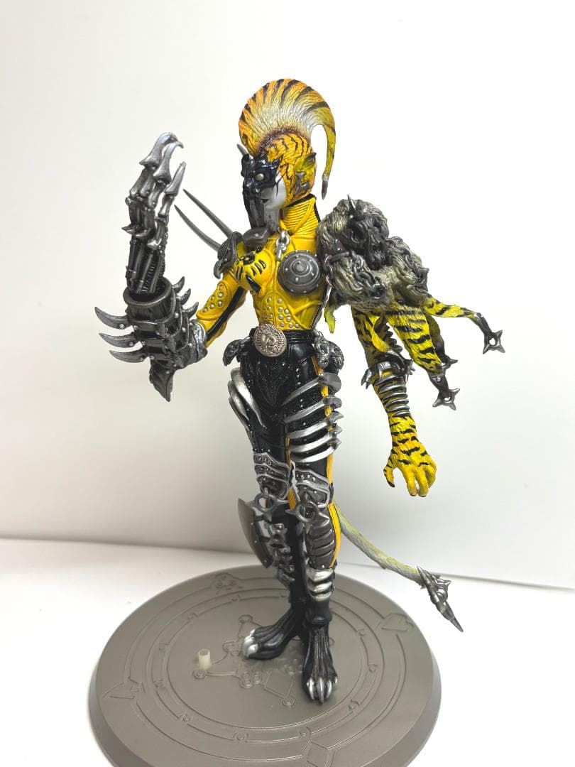 可動改造：アートワークスモンスターズ　限定品　タイガーアンデッド