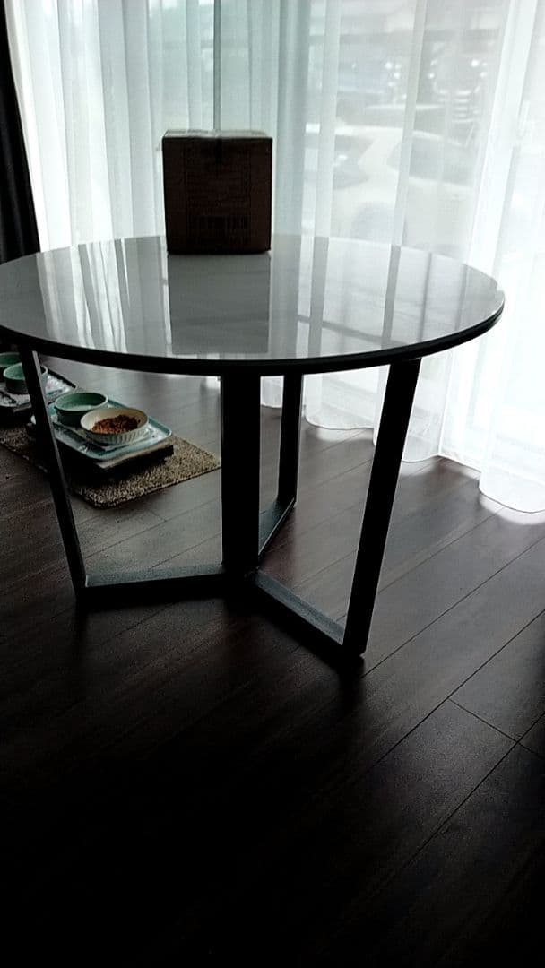 送料込(メルカリたのメル便)大理石風セラミック天板(円形)ラウンドテーブル