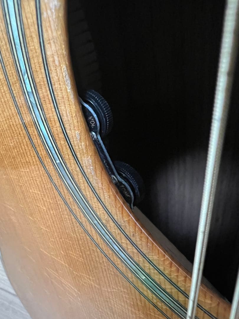 HISTORY アコースティックギター　NT101