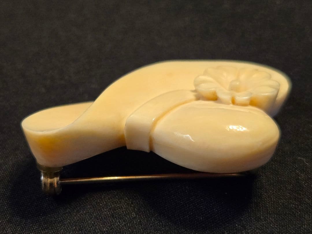 鯨歯x　アイボリー バラ ブローチ 5点セット