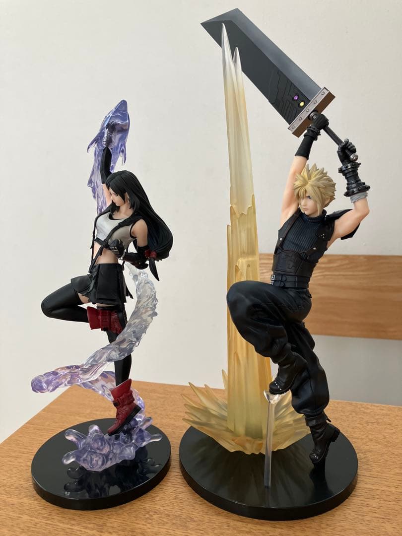 FF7 くじA賞　クラウド・ストライフ フィギュア　エンド賞　ティファ