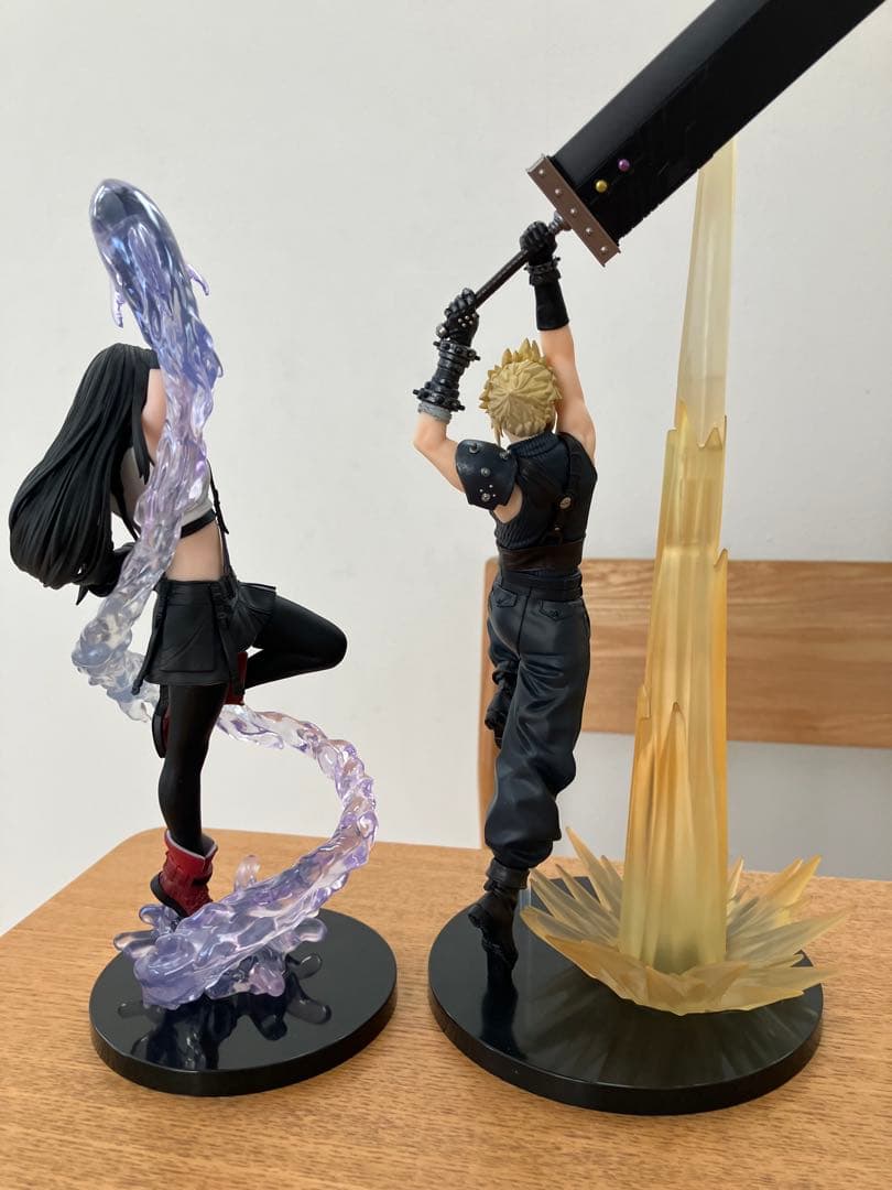 FF7 くじA賞　クラウド・ストライフ フィギュア　エンド賞　ティファ