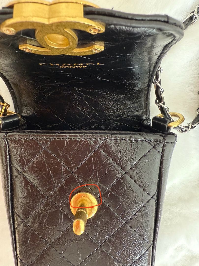 シャネル ノベルティ スマホショルダーバッグポ－チセット