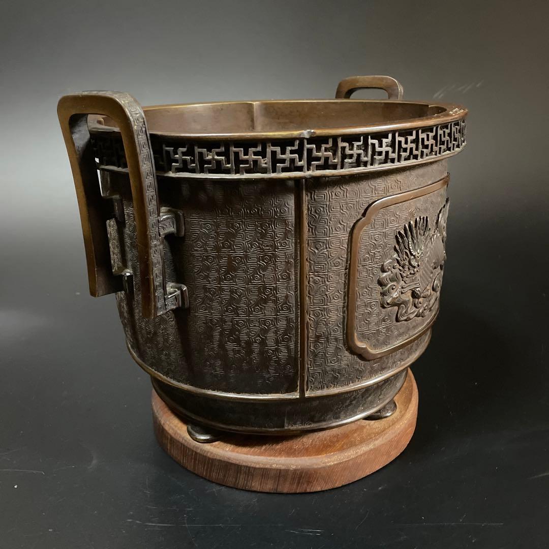 時代物　唐銅　手彫火鉢　大日本文政年整眠鋳　１個