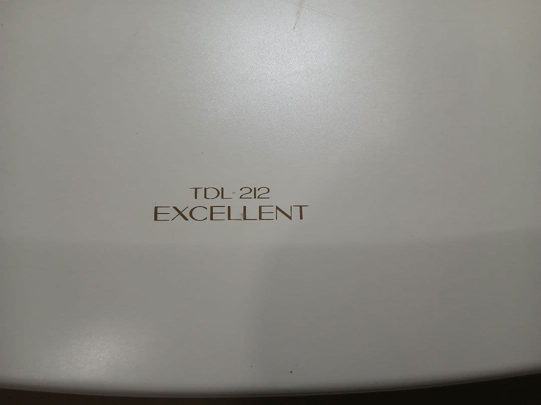 美顔器 ４種類のアタッチメント付き ベレッツァクラブジャバン　ジャンク品