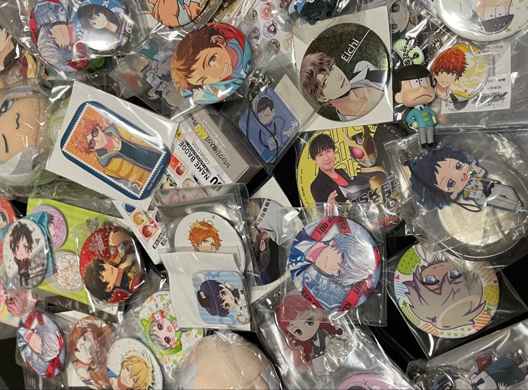 ⑥アニメグッズ 大量 まとめ売り 100点 缶バッジ アクキー