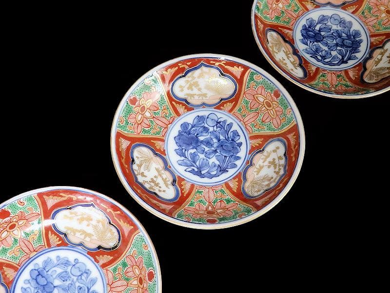 大聖寺伊万里　金襴手　窓絵　松竹梅に牡丹の図　４寸皿　３枚　D640AS-CEi