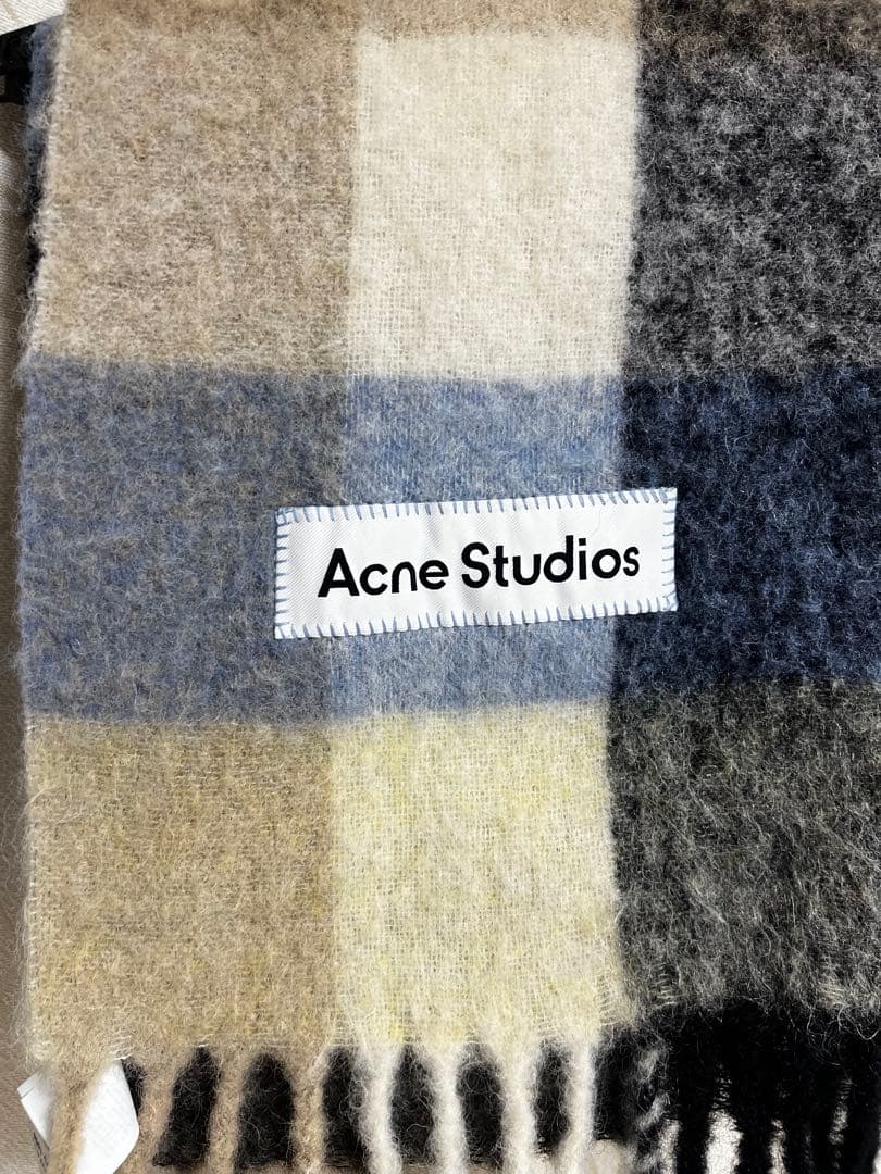 小物 acne studios